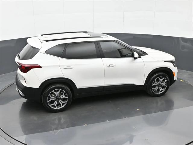 2022 Kia Seltos EX