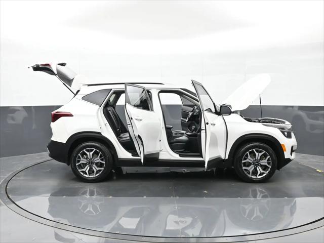 2022 Kia Seltos EX