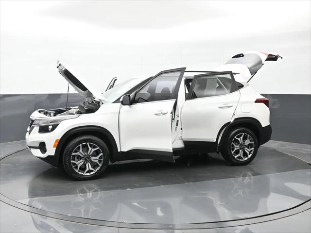 2022 Kia Seltos EX