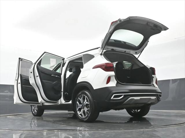 2022 Kia Seltos EX