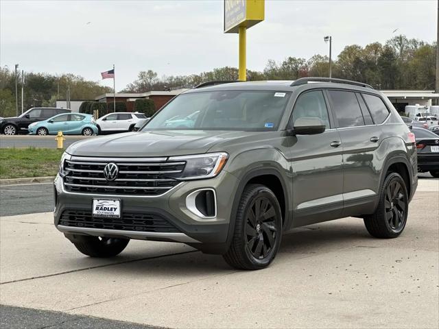 2026 Volkswagen Atlas SE with Technology