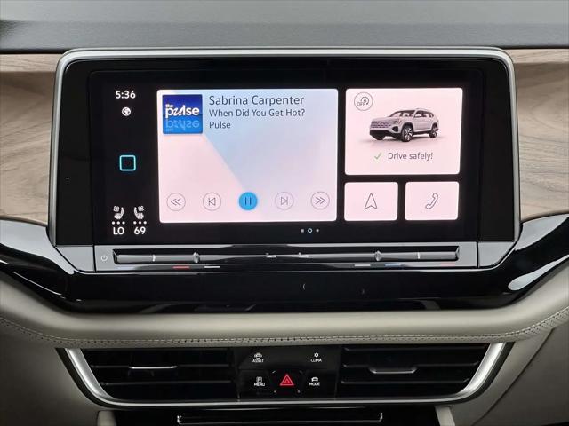 2026 Volkswagen Atlas SE with Technology