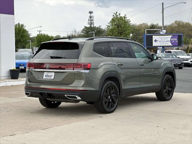 2026 Volkswagen Atlas SE with Technology