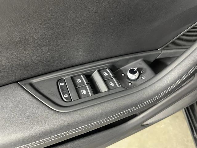 2023 Audi A4 Premium Plus 45 TFSI S line quattro S tronic