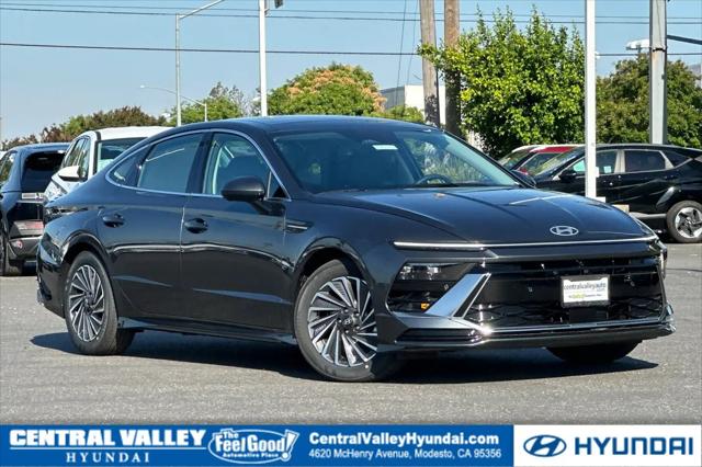 2026 Hyundai Sonata Hybrid Limited for sale in Modesto, CA