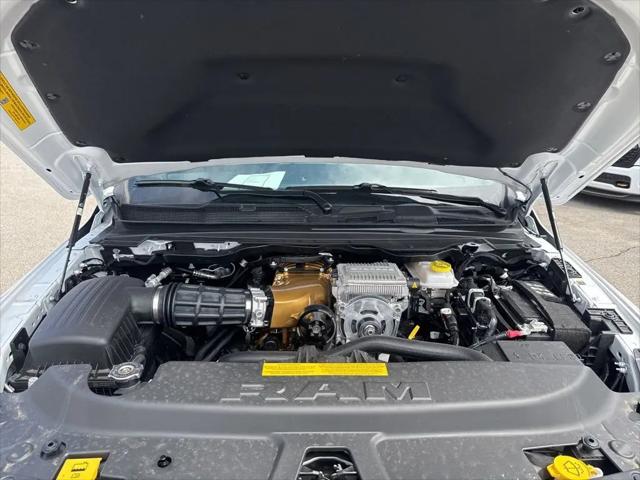 2026 Ram 1500 Big Horn Crew Cab 4x4 5'7" Box