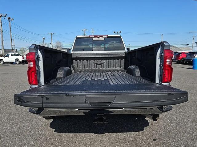 2026 Chevrolet Silverado 3500HD Crew Cab, Long Bed, LTZ Dual Rear Wheel, RWD