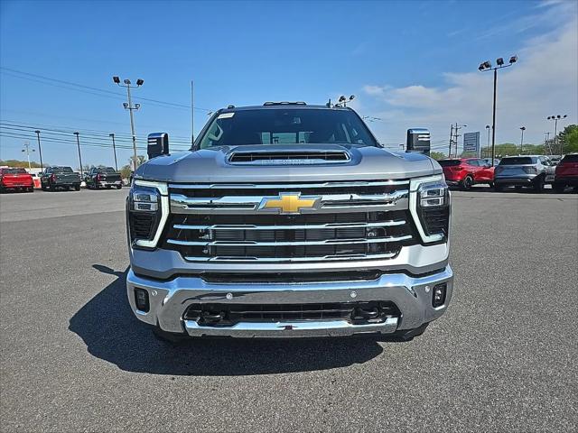2026 Chevrolet Silverado 3500HD Crew Cab, Long Bed, LTZ Dual Rear Wheel, RWD