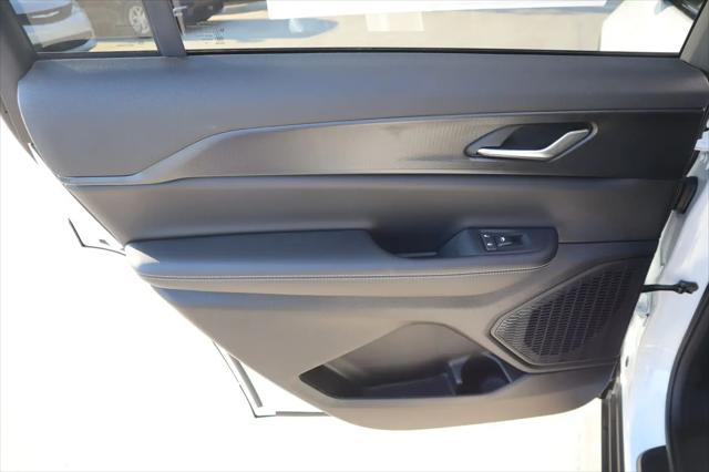 2026 Jeep Grand Cherokee L Altitude 4x4