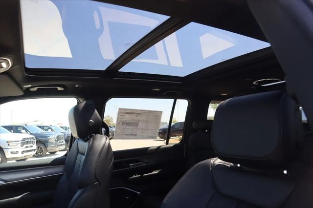 2026 Jeep Grand Wagoneer Limited Altitude 4x4