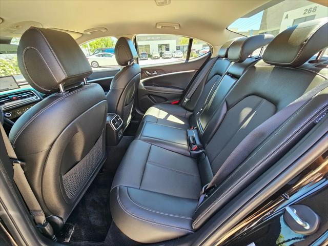 2026 Genesis G70 2.5T RWD