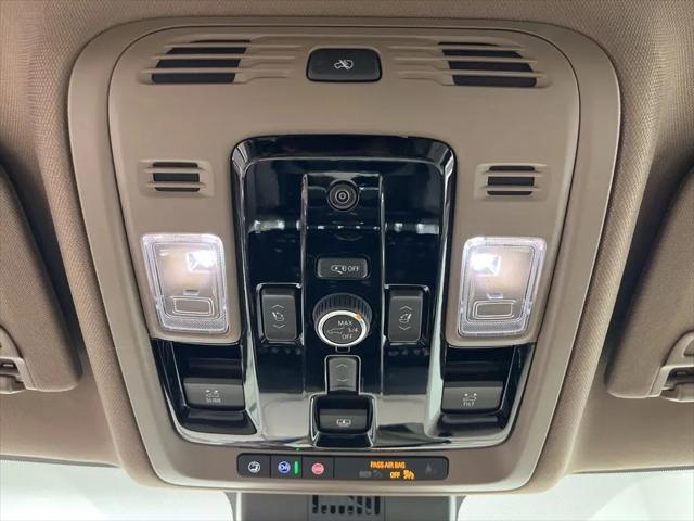 2026 GMC Yukon XL 4WD Denali