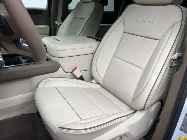 2026 GMC Yukon 4WD Denali