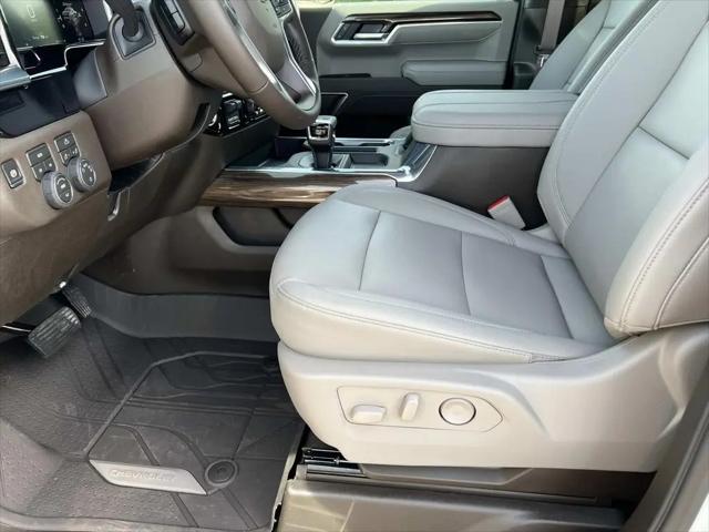 2026 Chevrolet Silverado 1500 4WD Crew Cab Standard Bed LT