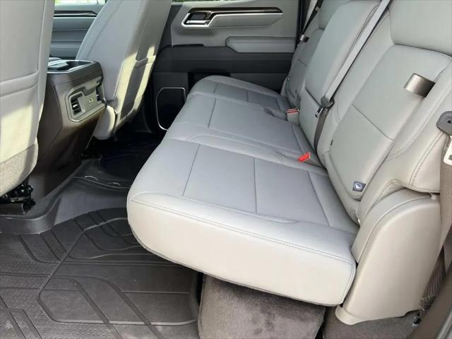 2026 Chevrolet Silverado 1500 4WD Crew Cab Standard Bed LT