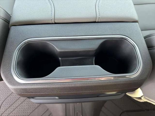 2026 Chevrolet Silverado 1500 4WD Crew Cab Standard Bed LT