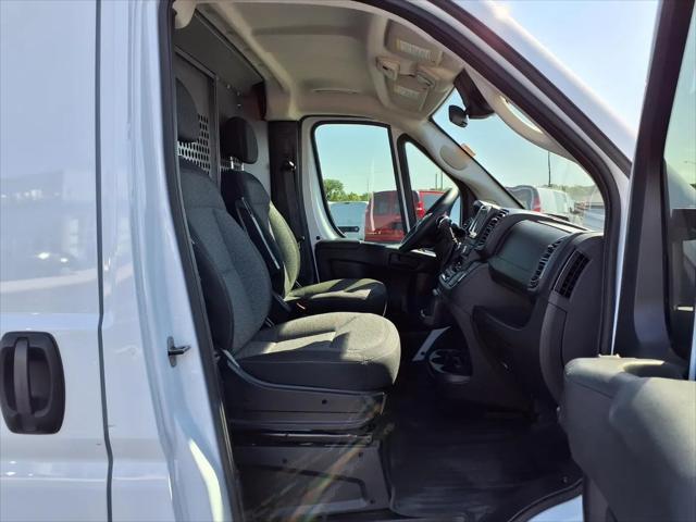 2025 Ram ProMaster 2500 Cargo Van Tradesman High Roof 159" WB w/Pass Seat