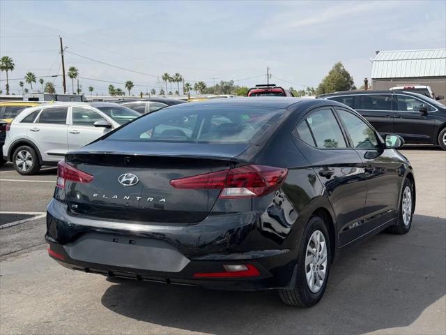 2020 Hyundai Elantra SE