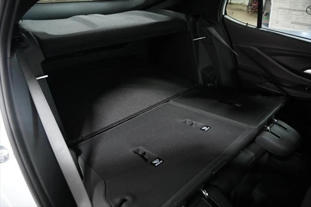 2026 Buick NV Sport Touring FWD