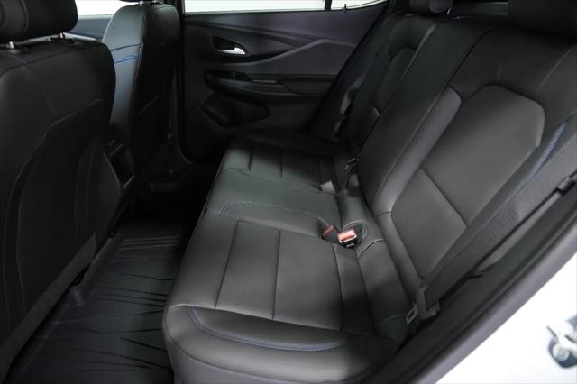 2026 Buick NV Sport Touring FWD