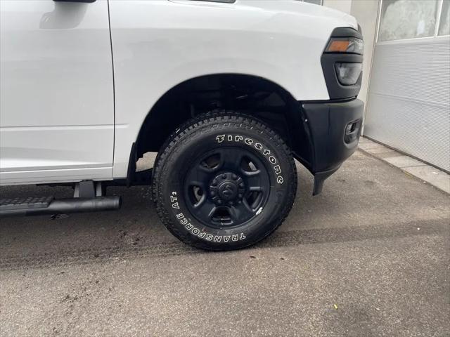 2026 Ram 3500 Tradesman Regular Cab 4x4 8' Box