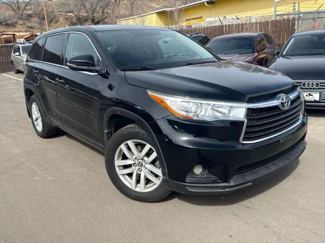 2016 Toyota Highlander LE V6 for sale in Colorado Springs, CO
