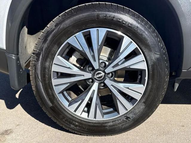 2022 Nissan Rogue SV Intelligent AWD