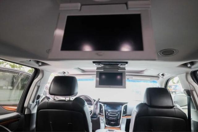 2018 Cadillac Escalade ESV Premium Luxury