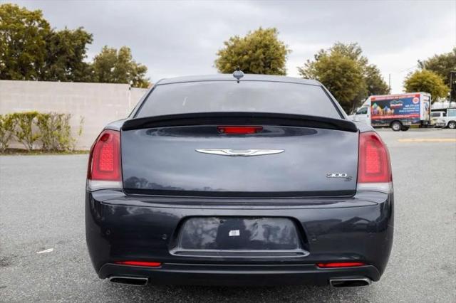 2018 Chrysler 300 300S