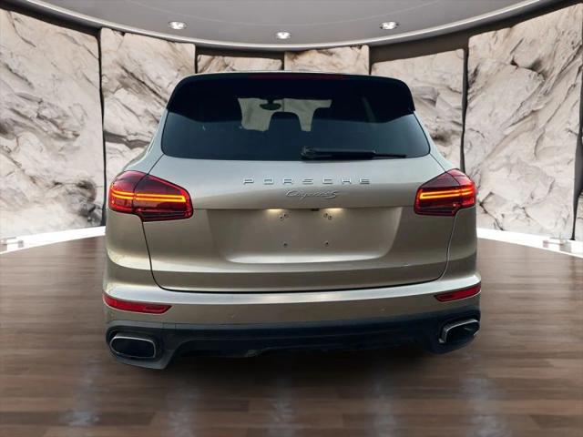 2017 Porsche Cayenne Base