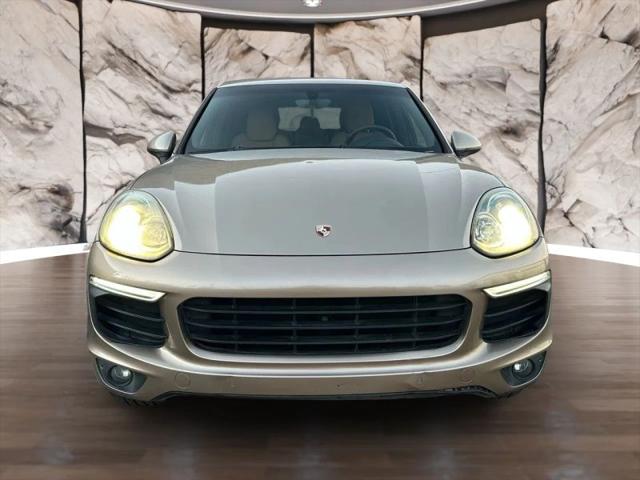 2017 Porsche Cayenne Base
