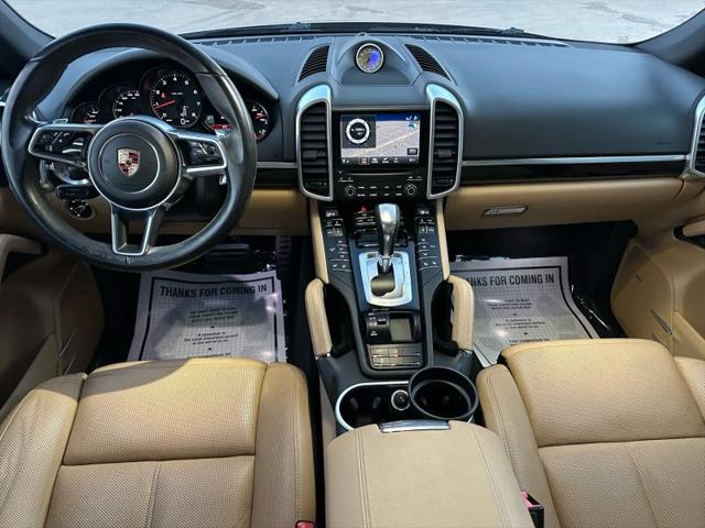 2017 Porsche Cayenne Base