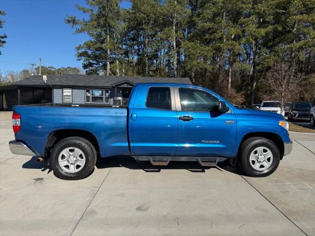 2017 Toyota Tundra SR5 5.7L V8