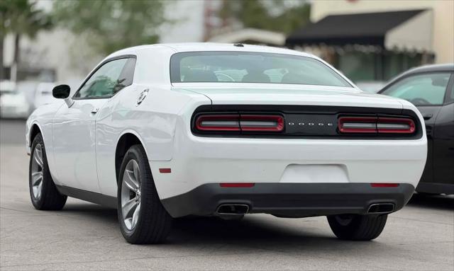 2015 Dodge Challenger SXT