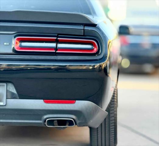 2017 Dodge Challenger SXT