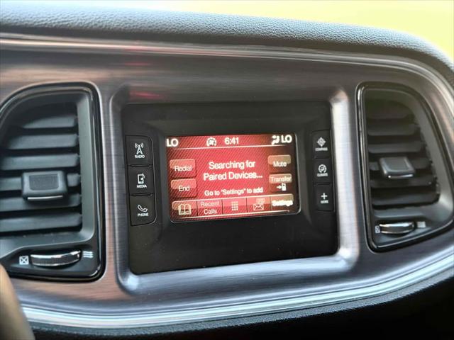 2017 Dodge Challenger SXT