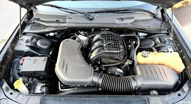 2017 Dodge Challenger SXT