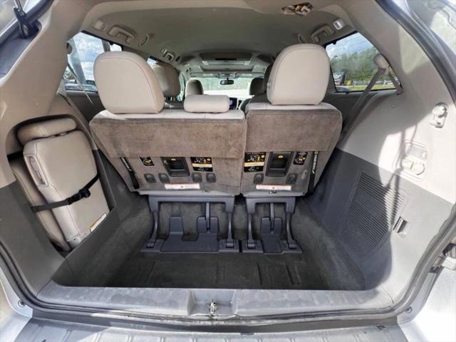 2017 Toyota Sienna XLE 8 Passenger