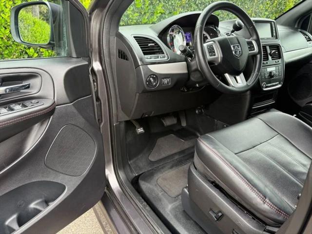2015 Dodge Grand Caravan R/T