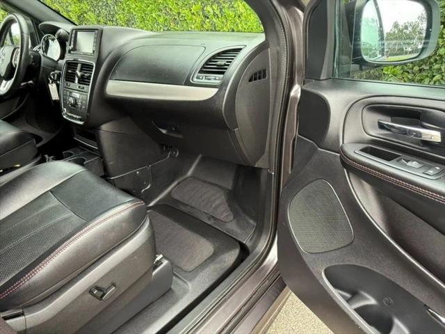 2015 Dodge Grand Caravan R/T