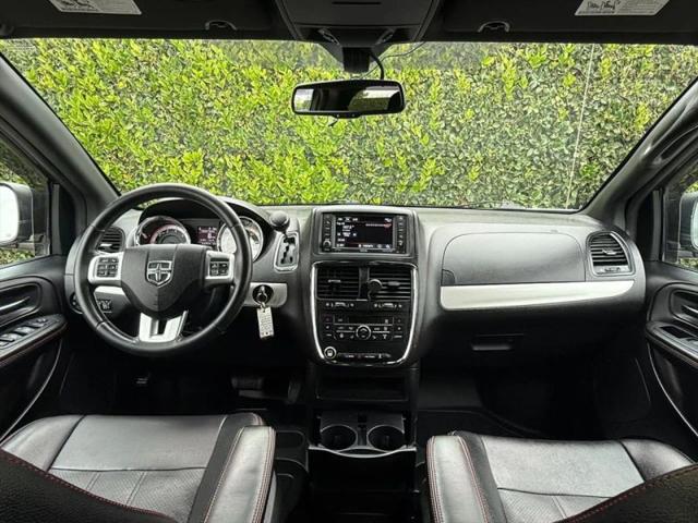 2015 Dodge Grand Caravan R/T