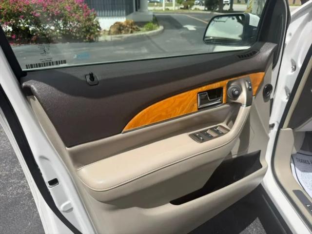 2015 Lincoln MKX Base