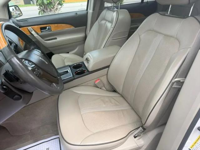 2015 Lincoln MKX Base