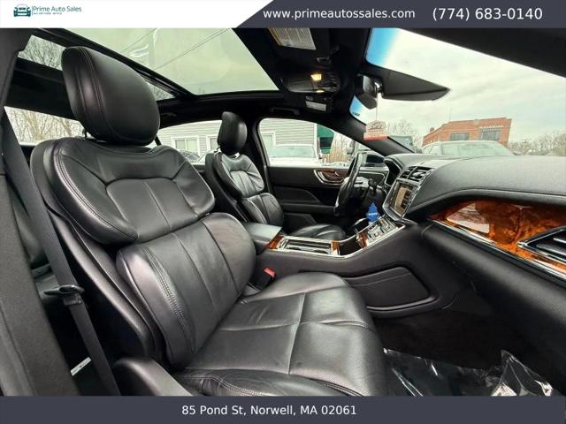 2017 Lincoln Continental Select