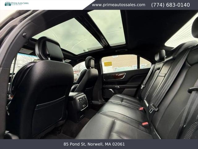 2017 Lincoln Continental Select