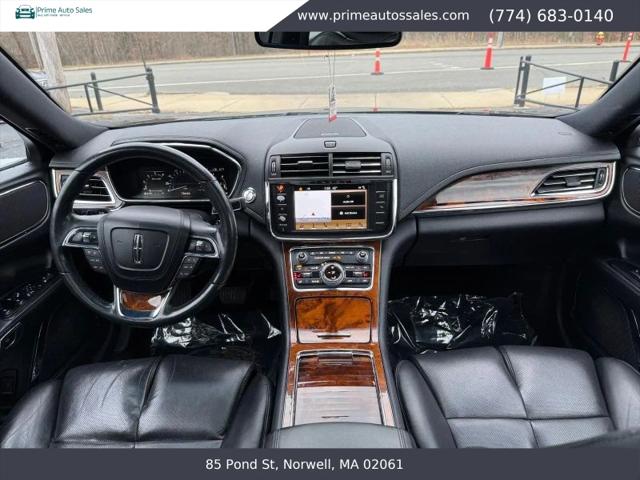 2017 Lincoln Continental Select