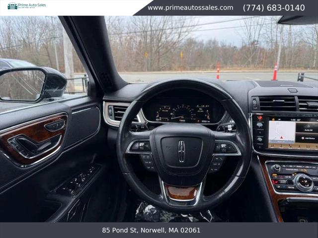 2017 Lincoln Continental Select