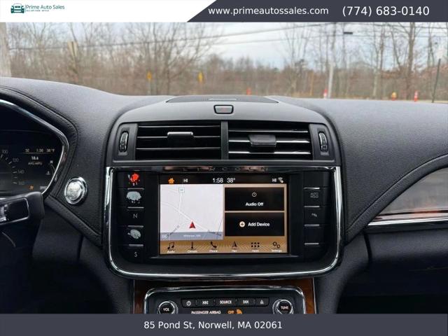 2017 Lincoln Continental Select
