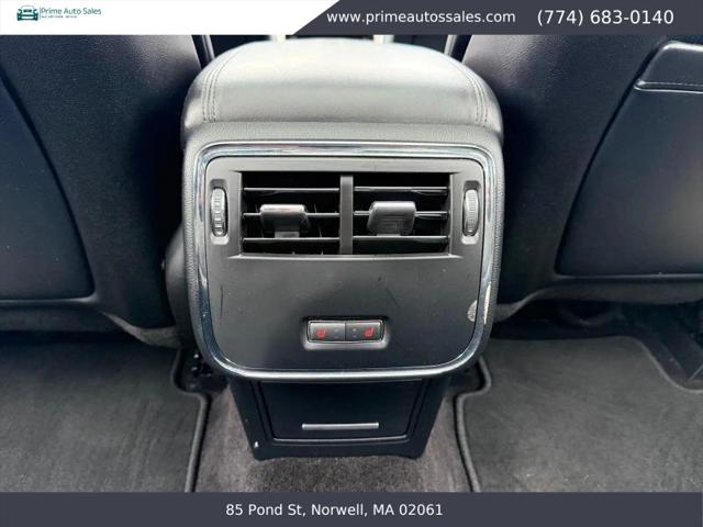 2017 Lincoln Continental Select