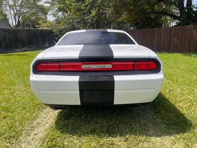 2012 Dodge Challenger SXT